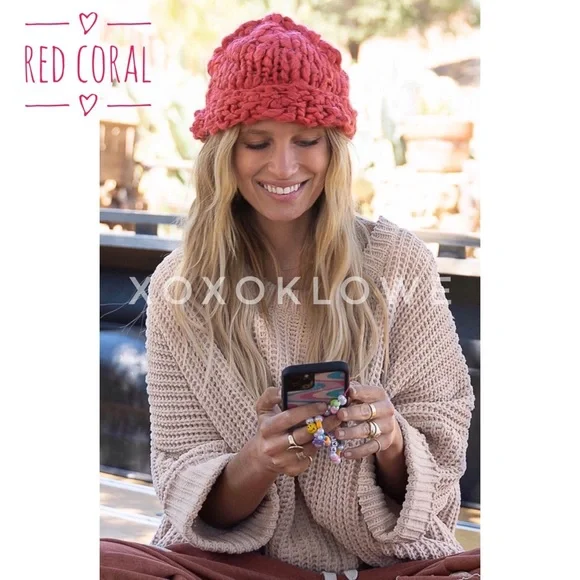 POL Knit Hat Cap 2 Colors - Picture 14 of 16